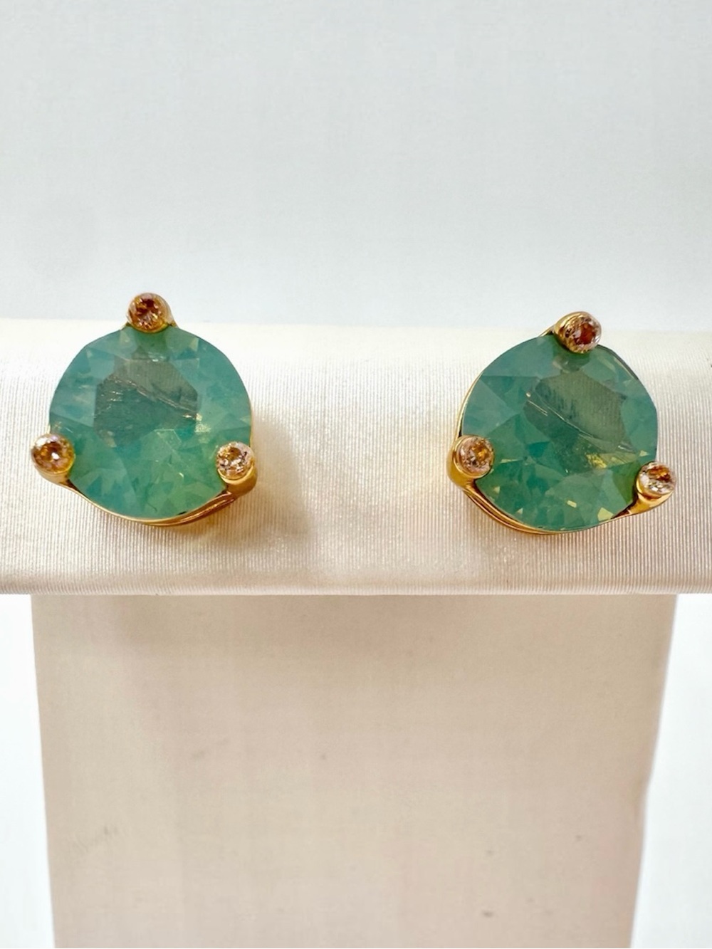Kate Spade Rise And Shine Stud Earrings Beryl Green Gold Tone Cubic Zirconia